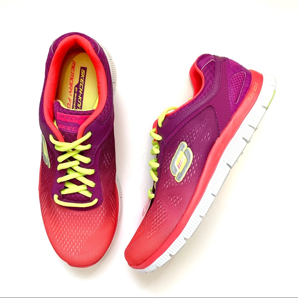 Skechers Flex Sneakers Size 8.5 NWT